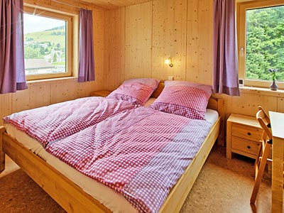 Schlafzimmer Nr. 2 mit Doppelbett